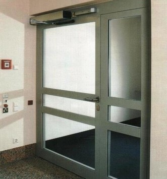 Автоматические распашные двери одностворчатые TSA 160 NT Geze (Германия)
